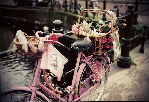 Bicicleta Rosa III / Imagens Fofas para Tumblr, We Heart it, etc